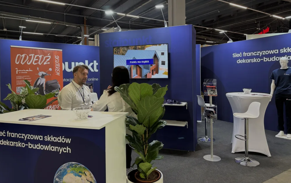 STALPUNKT. Proste i funkcjonalne stoisko do pozyskiwania partnerów