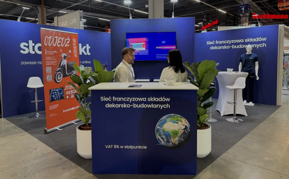 STALPUNKT. Proste i funkcjonalne stoisko do pozyskiwania partnerów